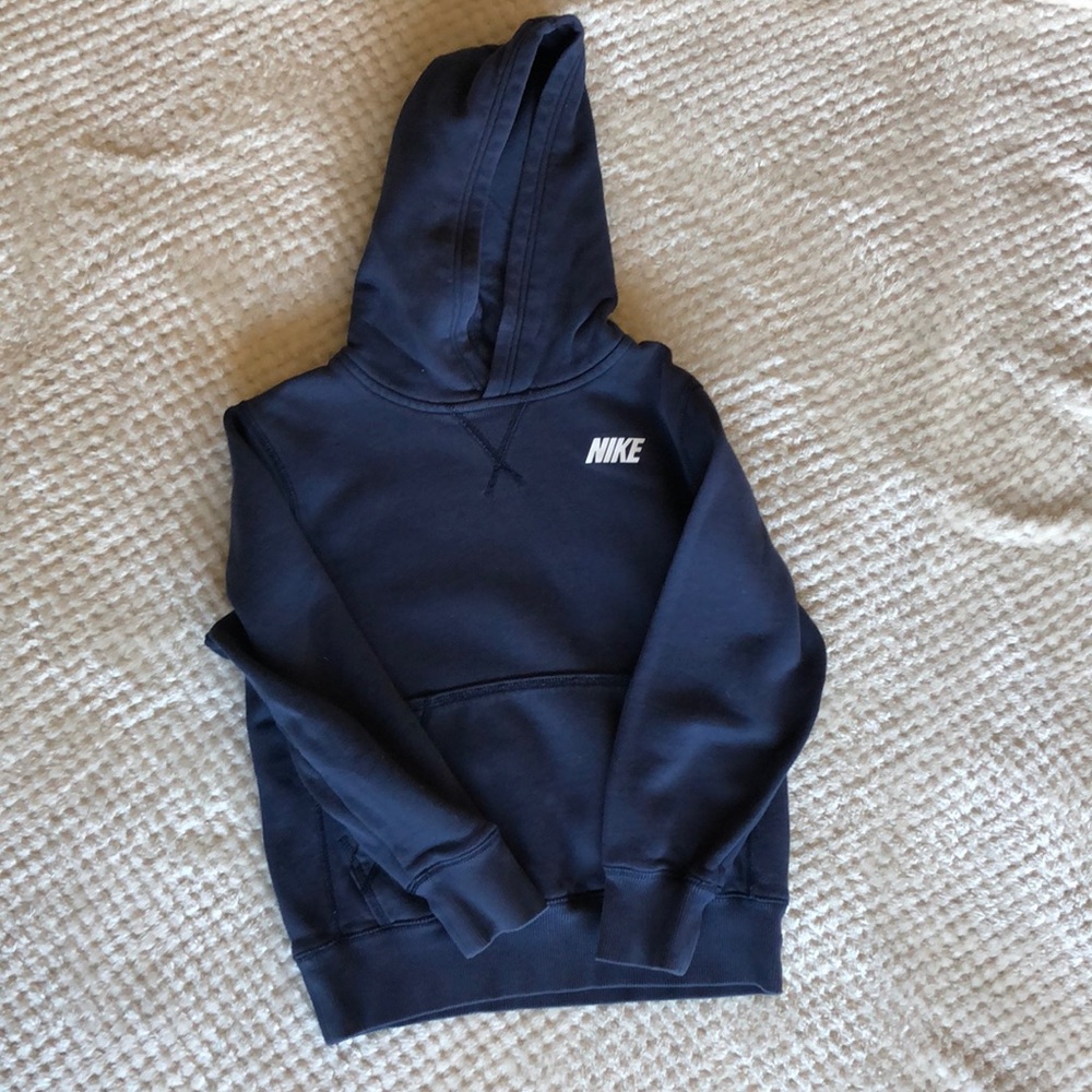 Nike sweatshirt with hoodie